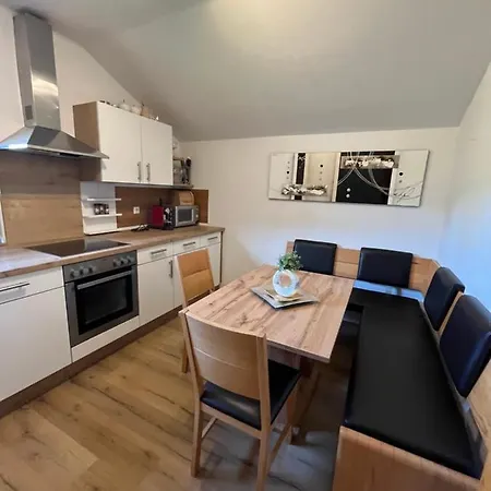 Haus Knauss 아파트